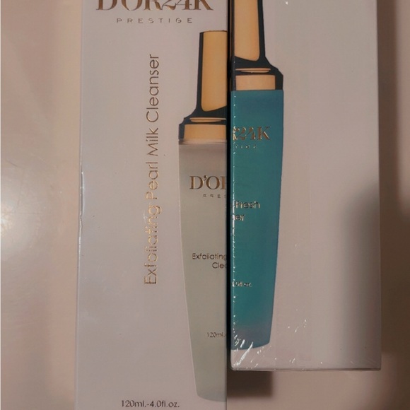 D’or24k bund Exfoliating PearlMilk Cleanser+hydra Fresh are the2 items left